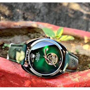 1st Copy Men Rolex Oval Moon Watch