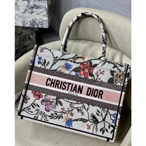 Christian Dior Handbag For Women (BOT963)