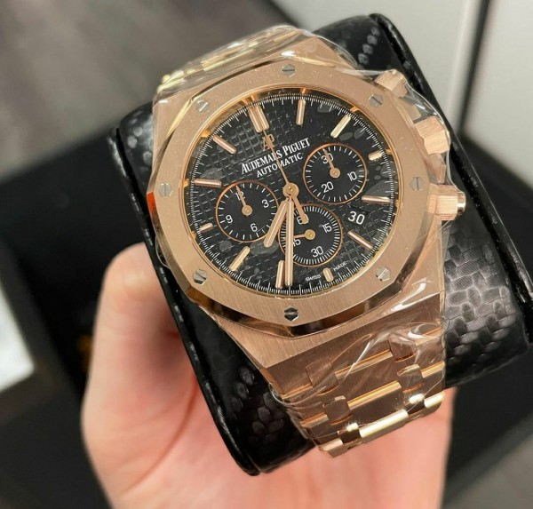 Audemars-pigue_t-royal-oak-chronograph-pure-gold.jpg